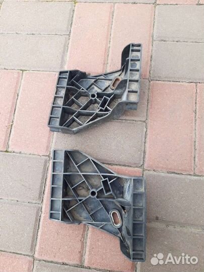 Направляющие бампера задние Audi A8 D2