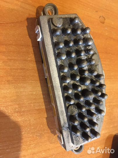 Резистор отопителя шкода Октавия А7