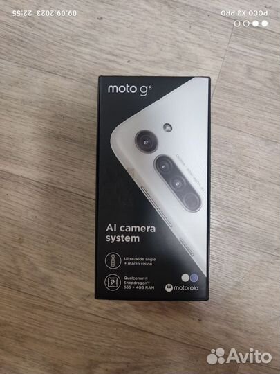 Motorola g8