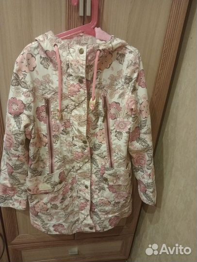 Ветровка для девочки