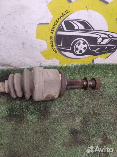 Привод задний левый Nissan Serena минивен CD20