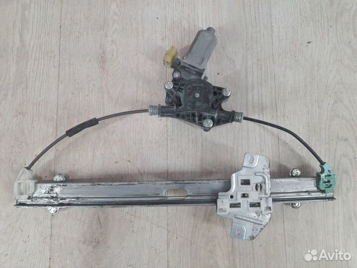 Стеклоподъемник перед Kia RIO 2 Прав