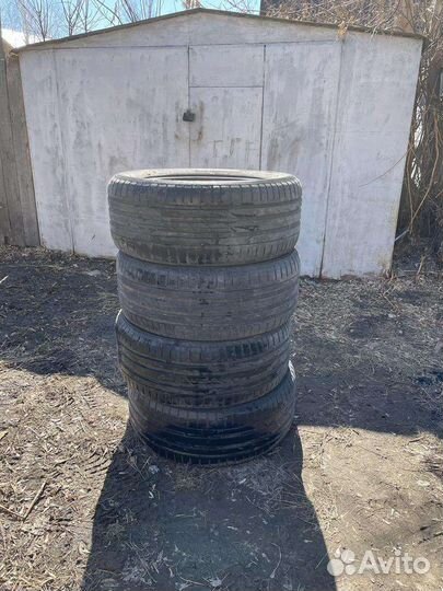 Nokian Tyres Hakka Black SUV 285/50 R20