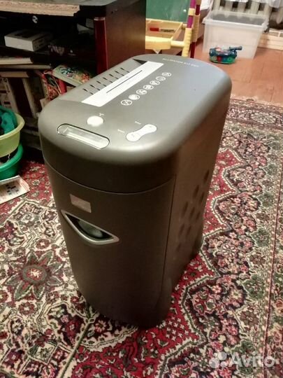 Уничтожитель документов ProfiOffice Alligator 617C