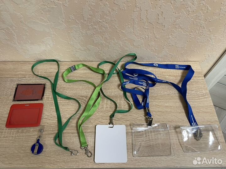 Держатель бейджа пропуска карты с карабином