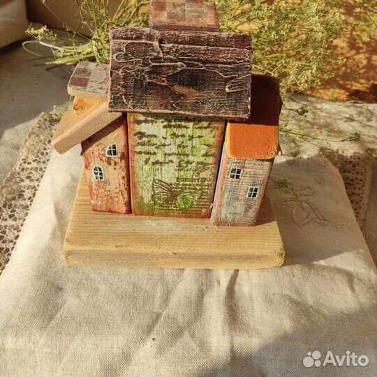 Композиция- сувенир. Домики дрифтвуд