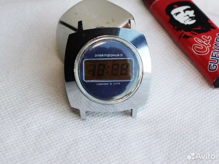 Наручные часы Электроника Б6-02 1977г СССР Редкие