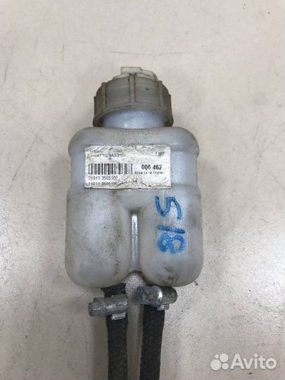 Бачок главного тормозного цилиндра