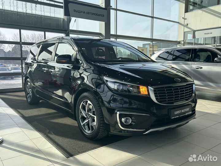 Kia Carnival 2.2 AT, 2018, 132 739 км