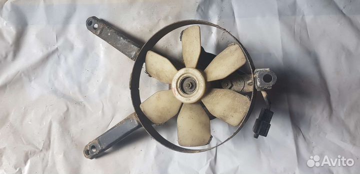 Вентилятор радиатора Kawasaki ZX 4 ZX400 ZX400G