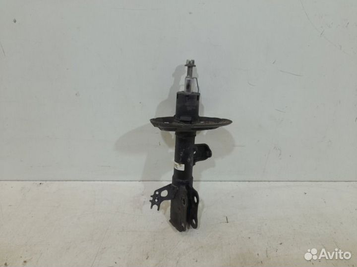 Амортизатор передний левый Toyota Camry V70 2018