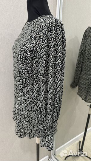 Блузка Massimo Dutti 48