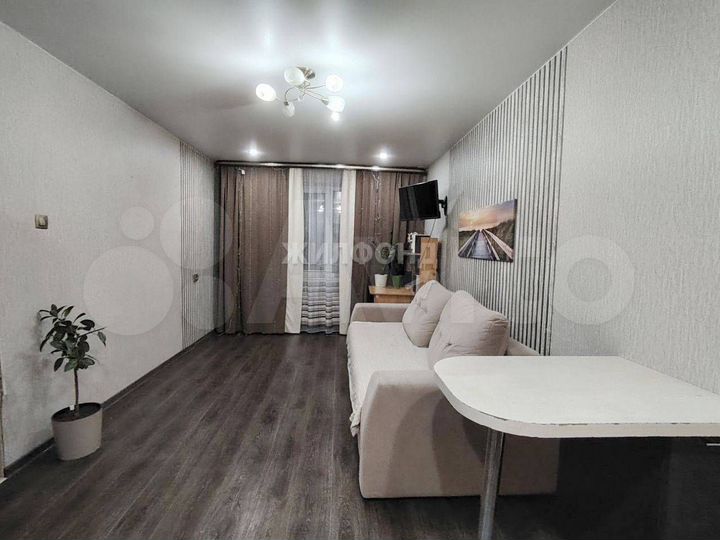 1-к. квартира, 37 м², 1/10 эт.