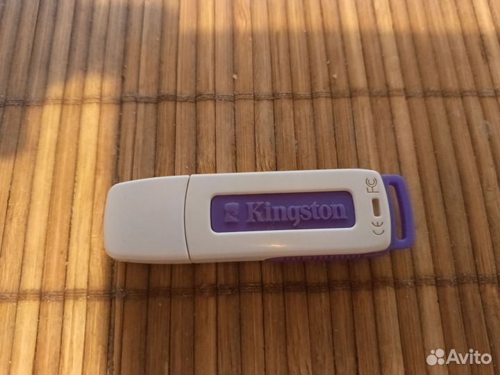 Usb флешка Kingston 4 gb