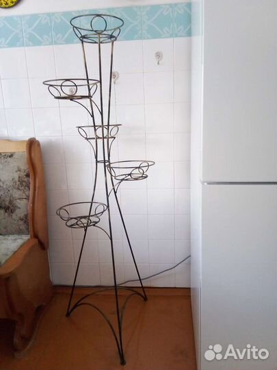 Подставка для цветов