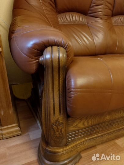 Комплект мягкой мебели бу