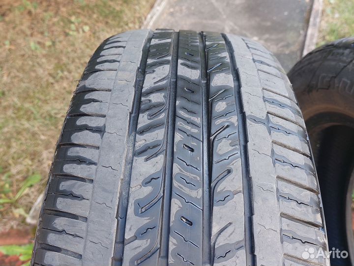 Bridgestone Dueler H/T 215/60 R17 96H