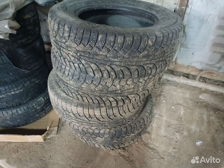 Nokian Tyres Hakkapeliitta Sport Utility 245/65 R17