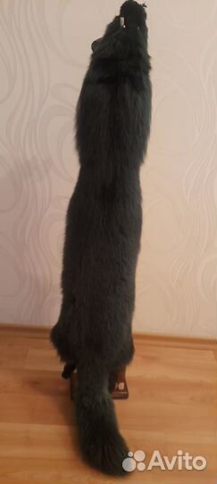 Меховой воротник (тушка песца) с лапками и хвостом