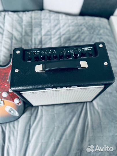 Набор для начинающего(гитара, комбик, шнур, чехол)