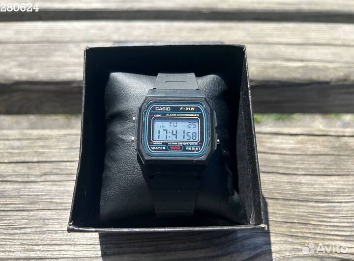 Часы casio