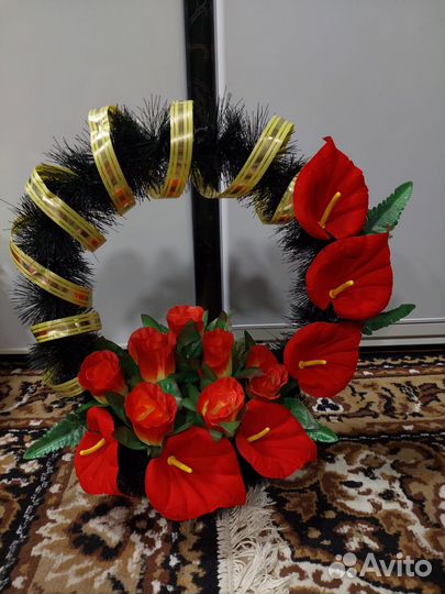 Ритуальные венки и корзины