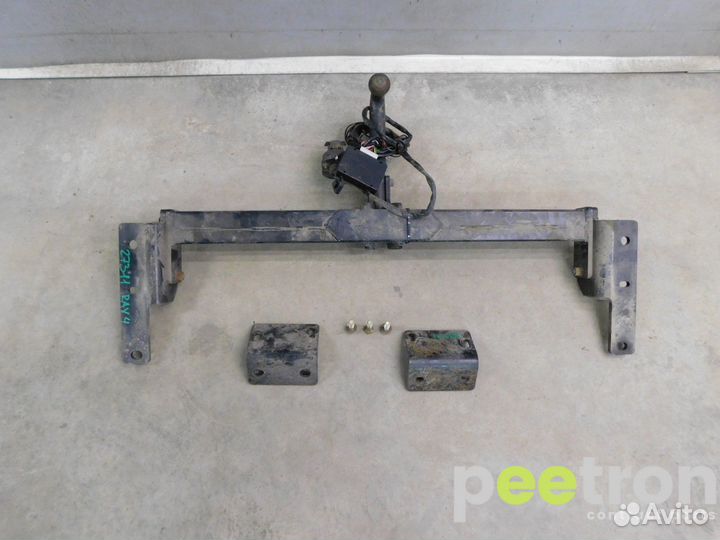 Б/У Б/У Сцепное устройство (фаркоп) PW9600R005