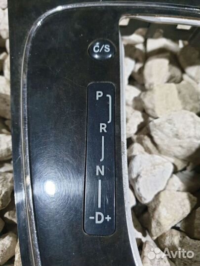 Накладка селектора Mercedes-Benz CLS 219