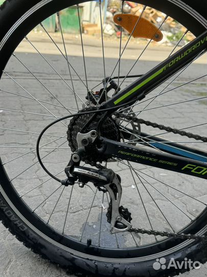 Велосипед forward quadro 818