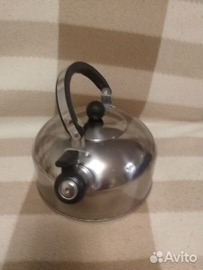 Чайник со свистком новый
