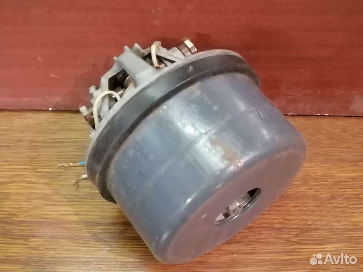 Электродвигатель для пылесоса СССР