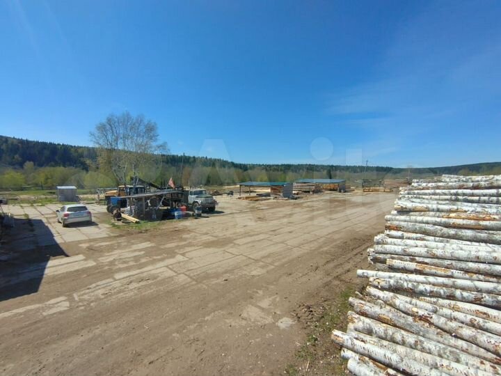 Здание, 805 м²