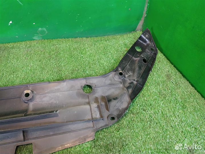 Накладка замка капота Toyota RAV4 A30 2007