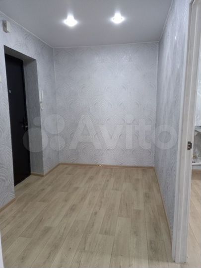 2-к. квартира, 50 м², 3/5 эт.