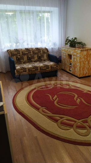 Комната 43 м² в 2-к., 1/4 эт.