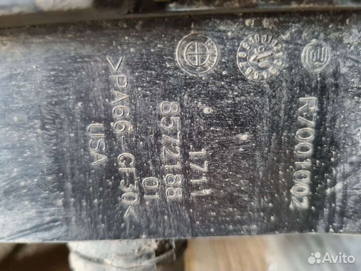 Радиатор на Бмв х5 кузов F15