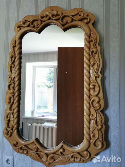 Деревянное зеркало ручной работы