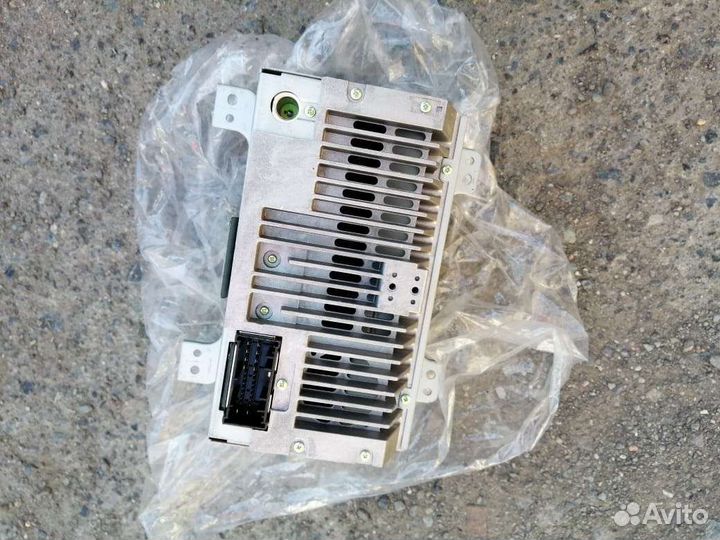 Штатная магнитола Hyundai Grand Starex