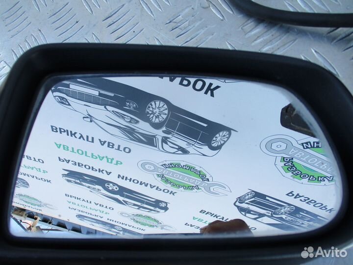 Зеркало электрическое Mazda Demio 2000г