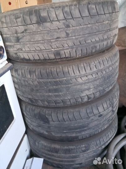 Продам резину 18