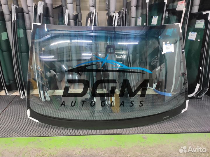 Лобовое стекло BMW X3 F25