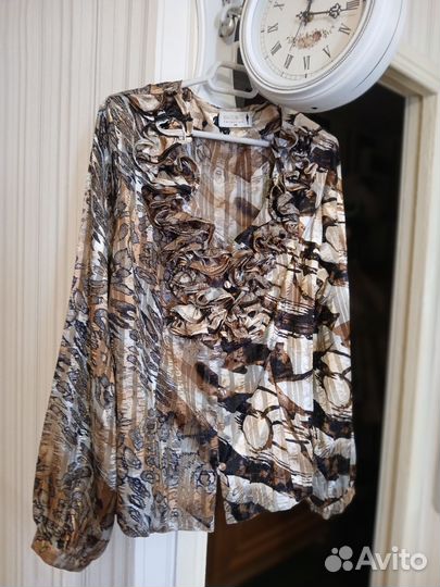 Блузка с жабо