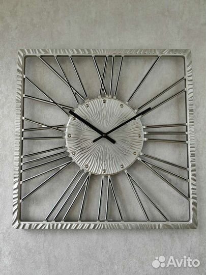 Часы настенные интерьерные