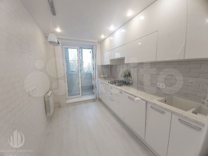 2-к. квартира, 58 м², 6/9 эт.