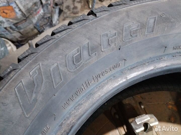 Viatti Brina Nordico V-522 205/60 R16