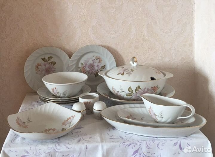 Набор столовой посуды