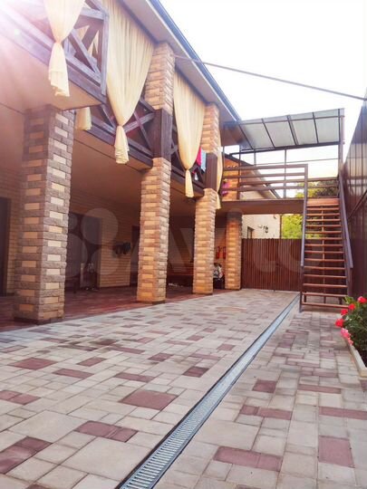 Комната 20 м² в 1-к., 1/2 эт.