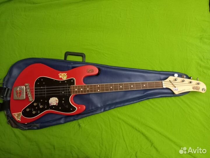 Бас-гитара Galaxis bass