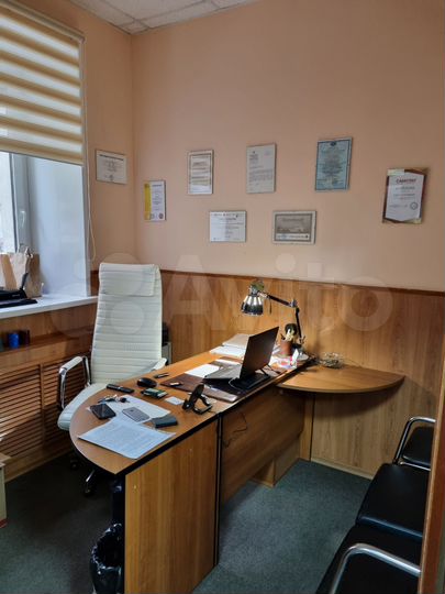 Офисное помещение (подходит под торговое) 90 м²