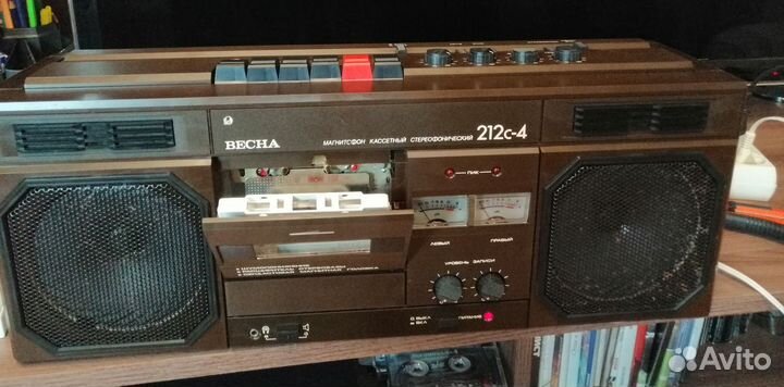 Касетный магнитафон Весна